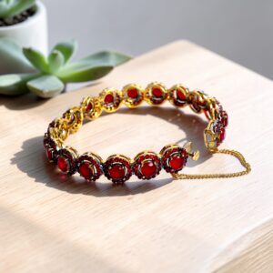 Red Velvet Bangle [300280]