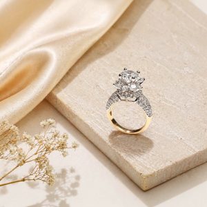 Royal Blossom 18K Gold Plated Two-Tone Zirconia Ring – Luxury Floral Statement Ring