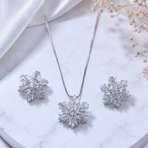 Arctic Snowflake Radiance Rhodium Plated Zirconia Pendant Set – Luxury Crystal Floral Jewelry Set