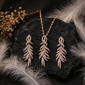 Eterna Laurel Luxe 18K Gold Plated Zirconia Pendant Set – Elegant Leaf Design Necklace & Earrings