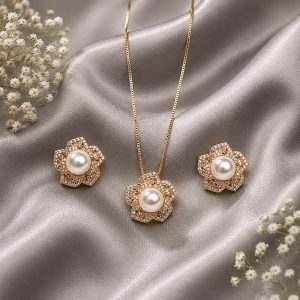 Royal Pearl Blossom 18K Gold Plated Zirconia Pendant Set – Luxury Floral Necklace & Earrings